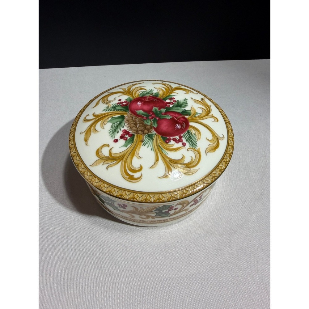 Mikasa Holiday Orchard Large Covered Box UT075/683 Japan Christmas Trinket Dish